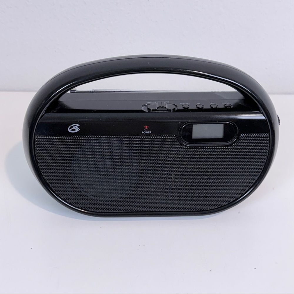 GPX Portable AM/FM Radio with Handle R602B NWOT